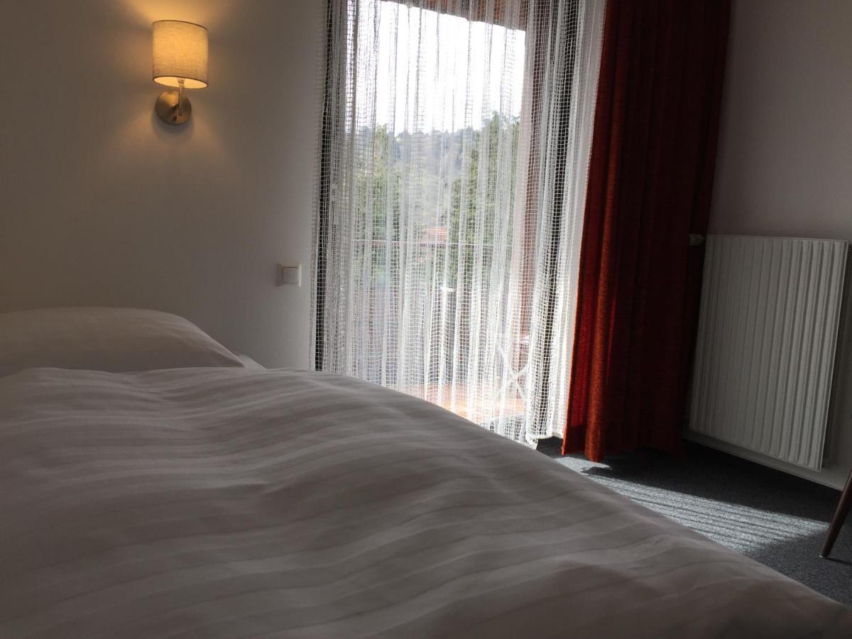 Gaestehaus Faessle Weinstadt Extérieur photo